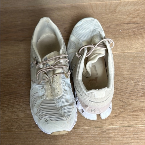 On Running Cream Athletic Shoes with Chunky Sole - Picture 2 of 2